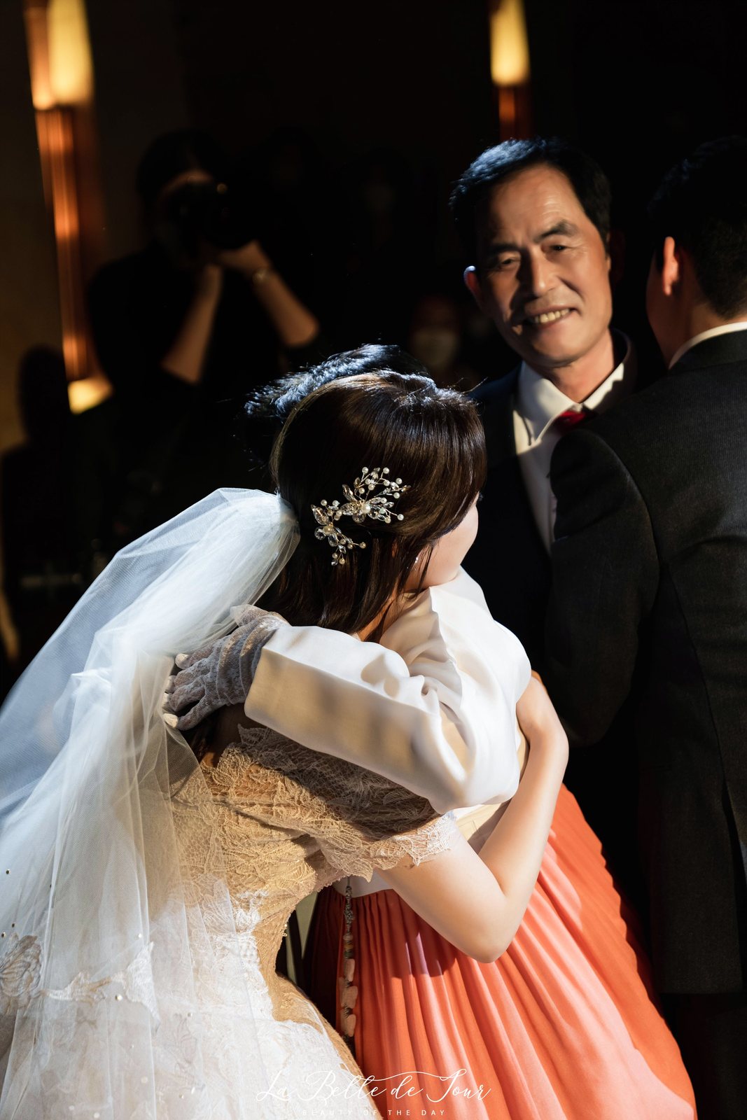 라벨드쥬 광화문 아펠가모 본식스냅 — 커플 인물