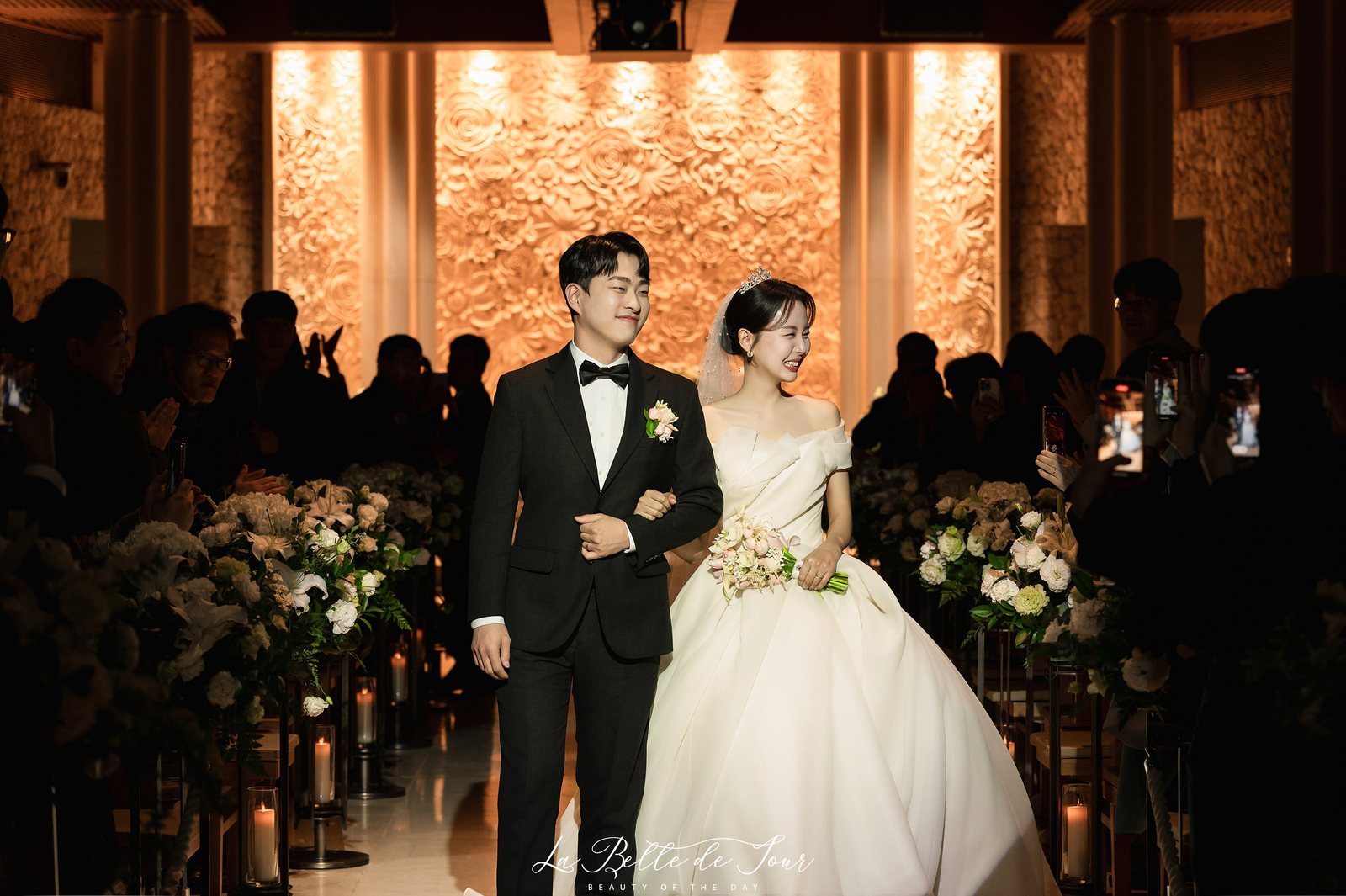 라벨드쥬 더채플앳웨스트 본식스냅 — 퇴장 행진