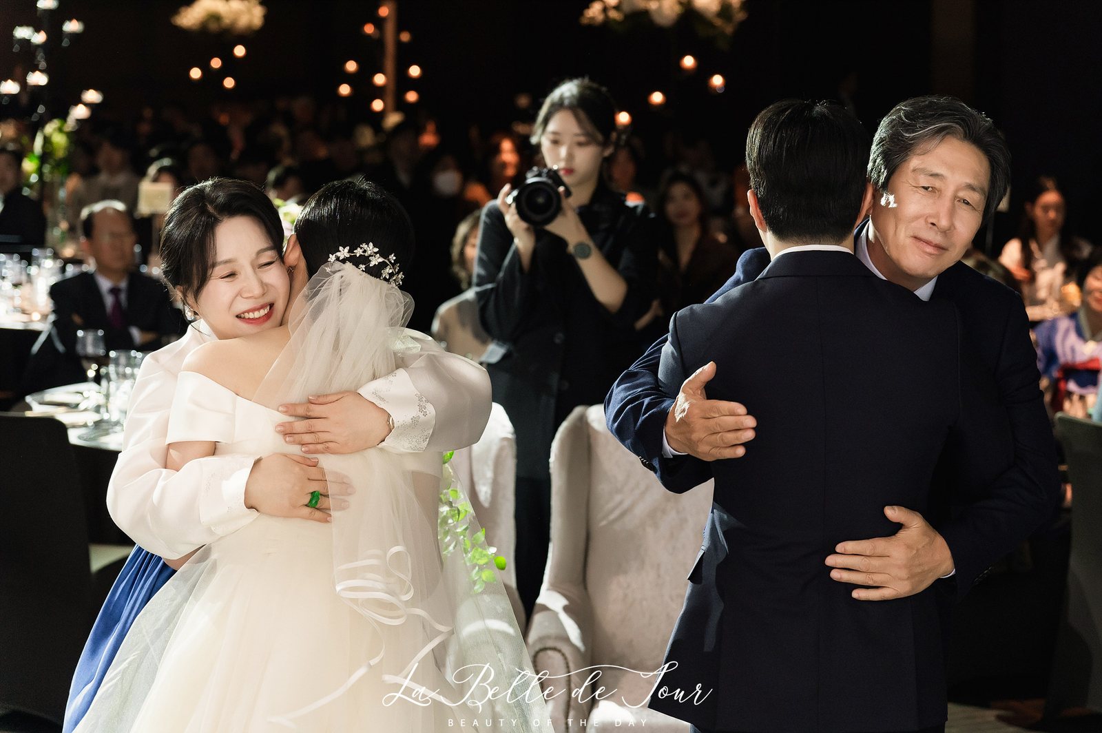 라벨드쥬 그랜드힐컨벤션 그랜드볼룸 본식스냅 — 커플