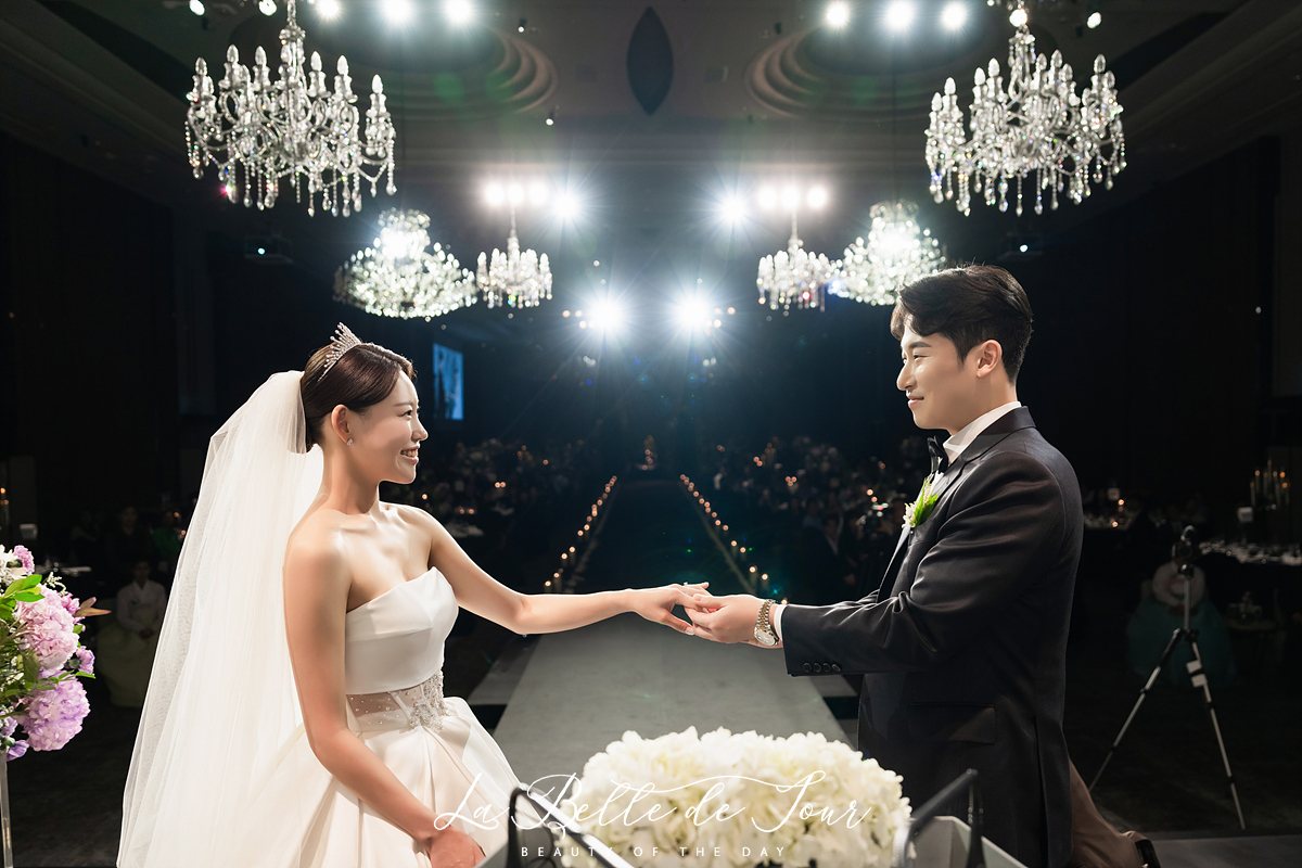 라벨드쥬 롯데호텔월드 크리스탈볼룸 본식스냅 — 신부