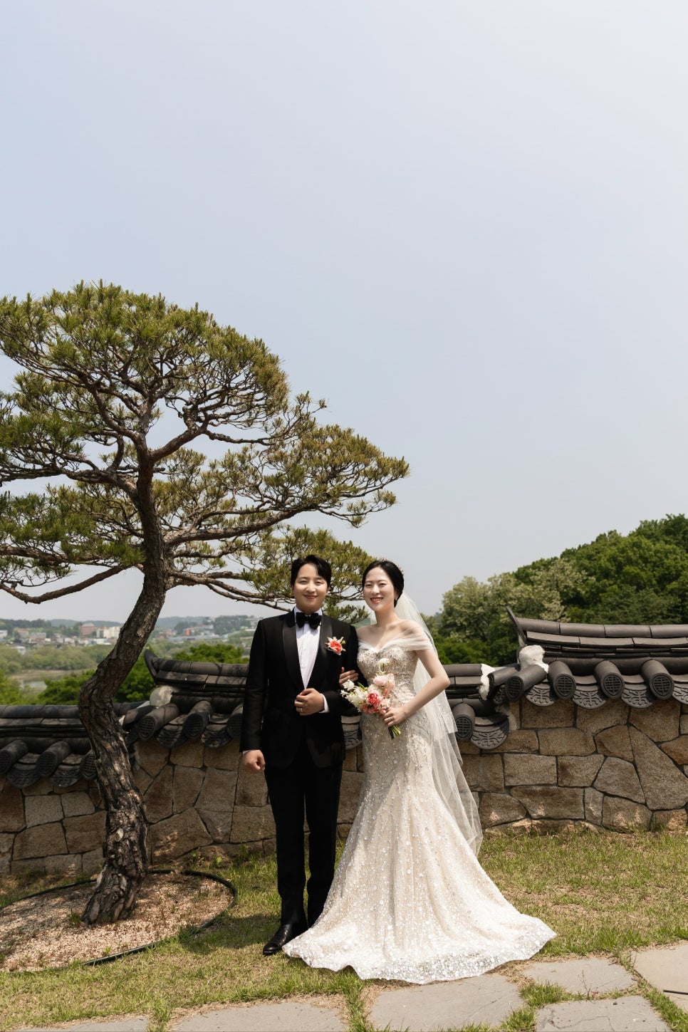 소나무 아래